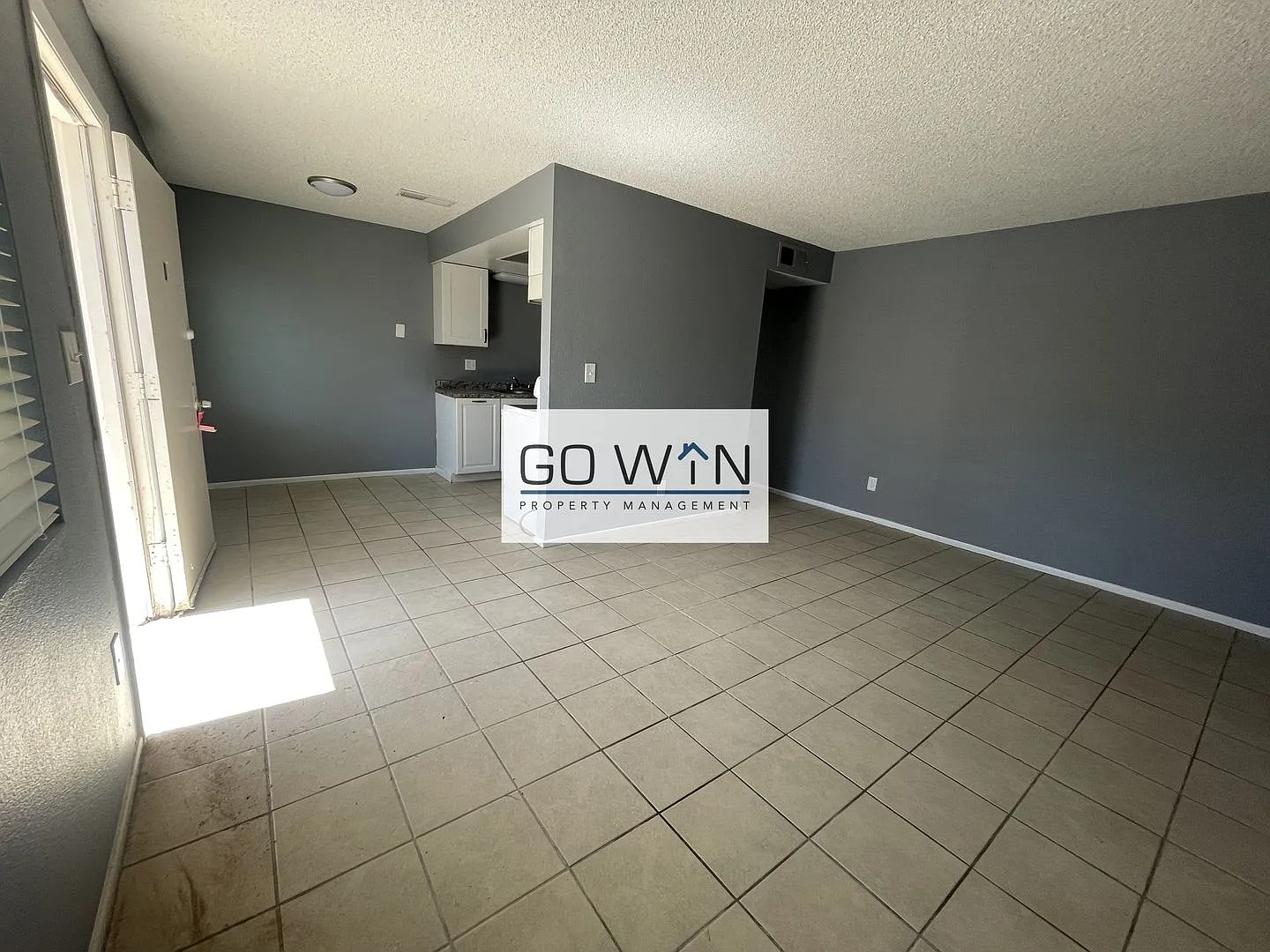 36 E Ingram St — Photo 3