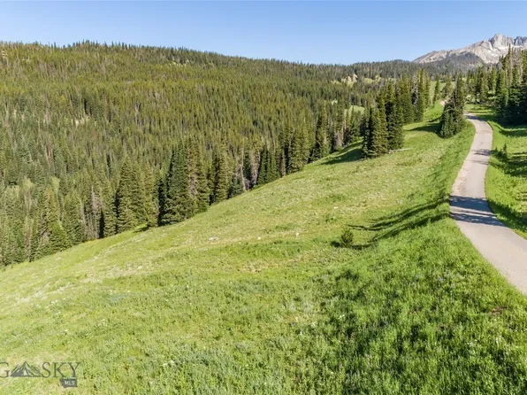 16 Beehive Basin Rd, Big Sky, MT 59716