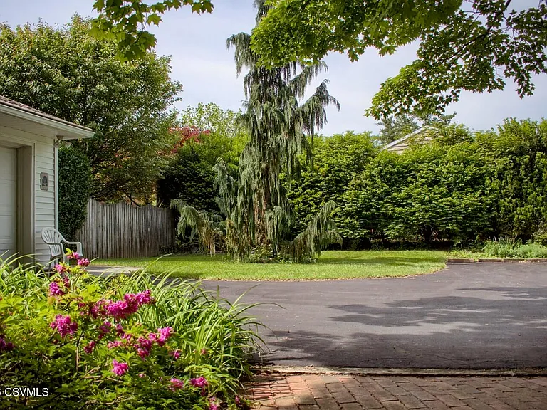 195 Fairmount Dr — Photo 11