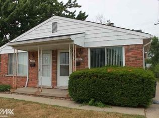 17821 Marquette St, Roseville, MI 48066