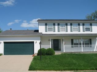 10518 N Schopp Ln, Peoria, IL 61615