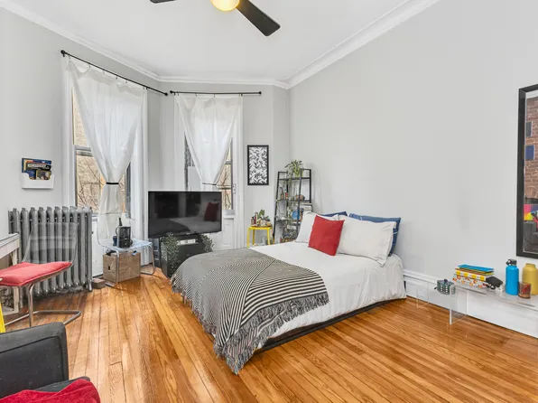 164 Prospect Park West image 9 of 16