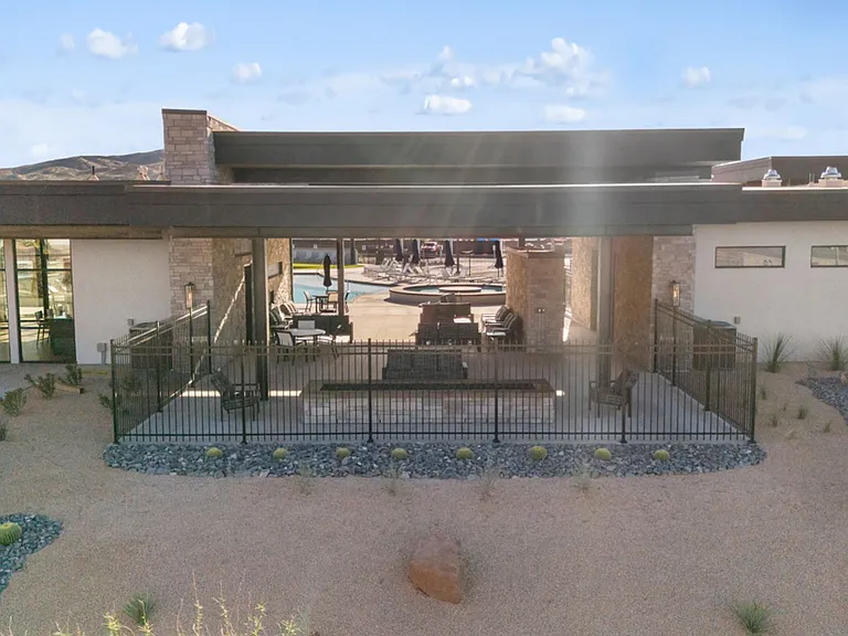 1677 S Cedar Mesa Dr — Photo 54