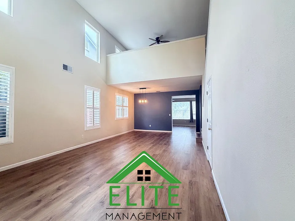 1317 Muirkirk Ct
