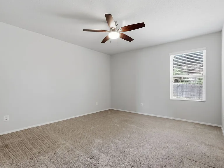 9609 Sandy Ridge Way — Photo 10
