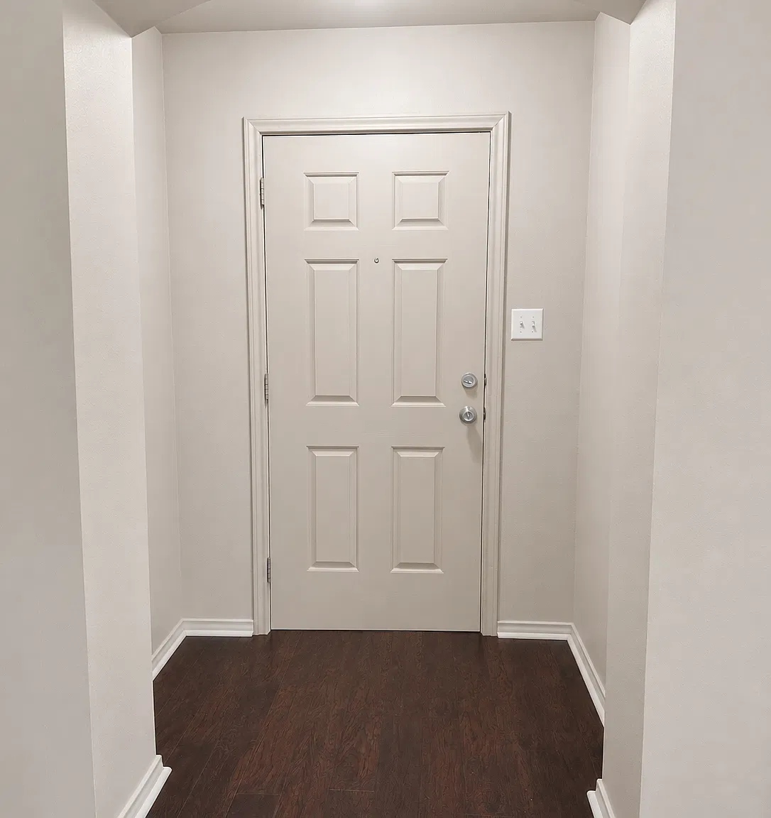 1154 Cottage Grove Cir — Photo 2