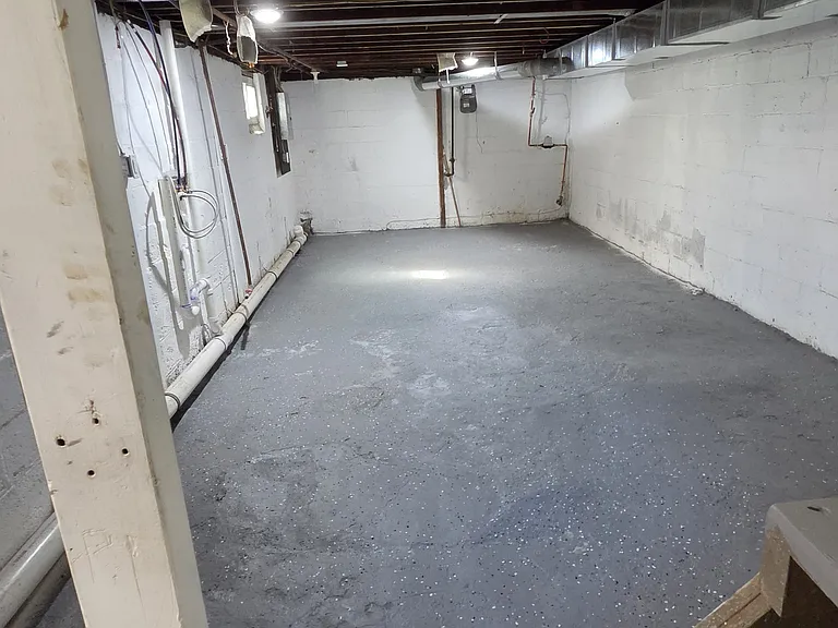 1424 Hamilton Ave — Photo 17