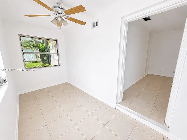 825 S 20th Ave #A — Photo 11