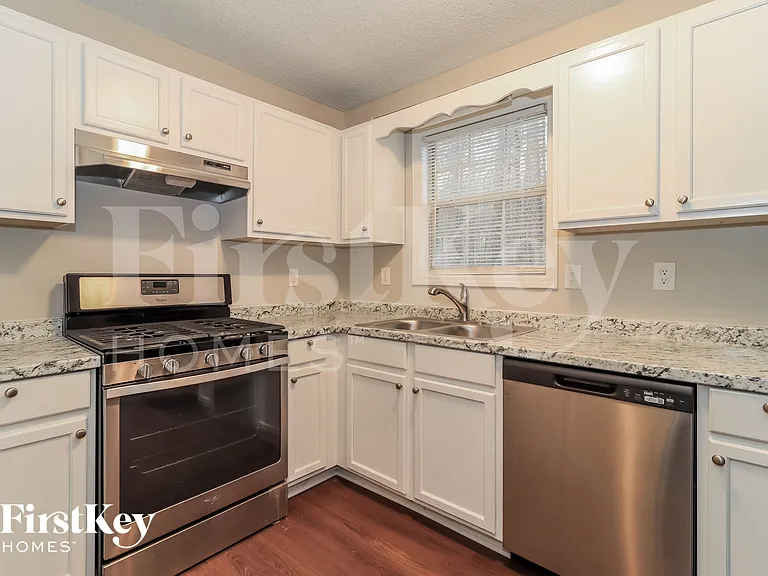 100 Ivy Brook Dr — Photo 8
