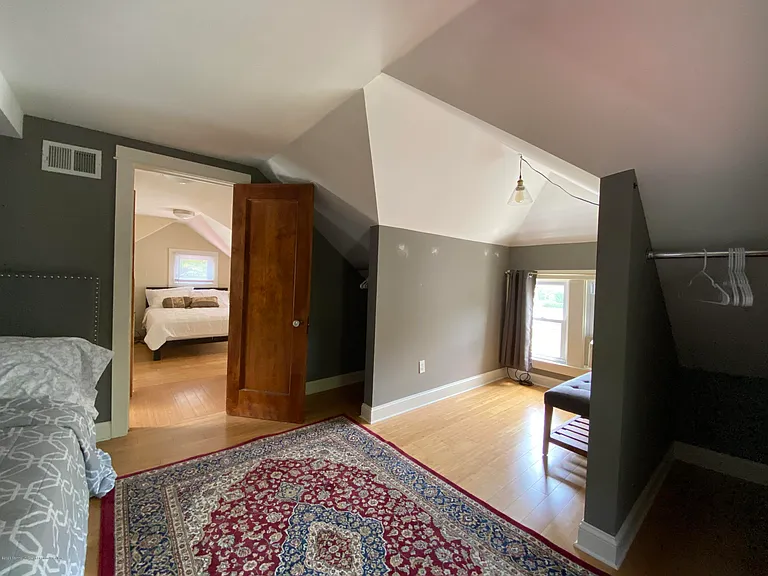 1213 4th Ave — Photo 14