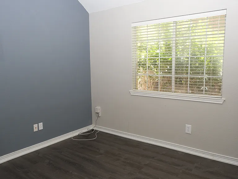 11309 Oxford Pl — Photo 12
