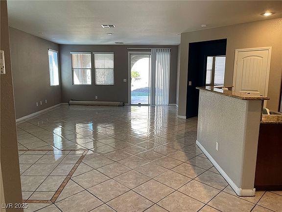 3rd image of 9072 Sendero Ave