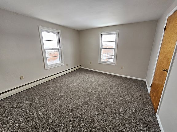 5th image of 101 Peterson St