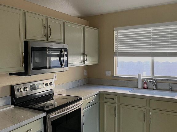 2nd image of 2463 E Springfield Pl