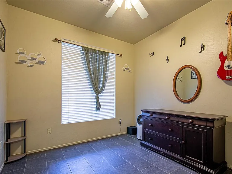 10350 E 37th Pl — Photo 10