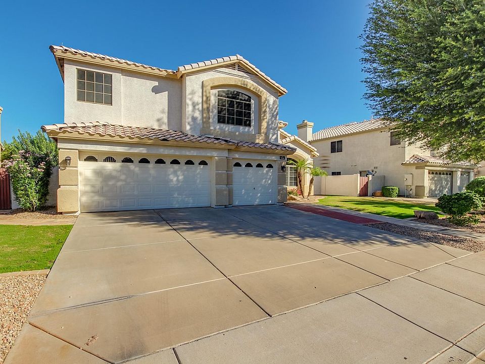 1st image of 704 W Estrella Dr