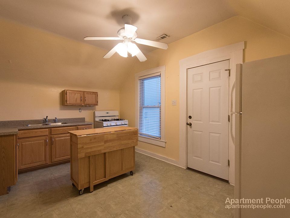 1st image of 2234 W Barry Ave #2