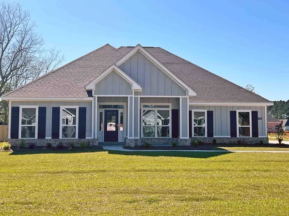 5744 Orchard Ln E, Grand Bay, AL 36541