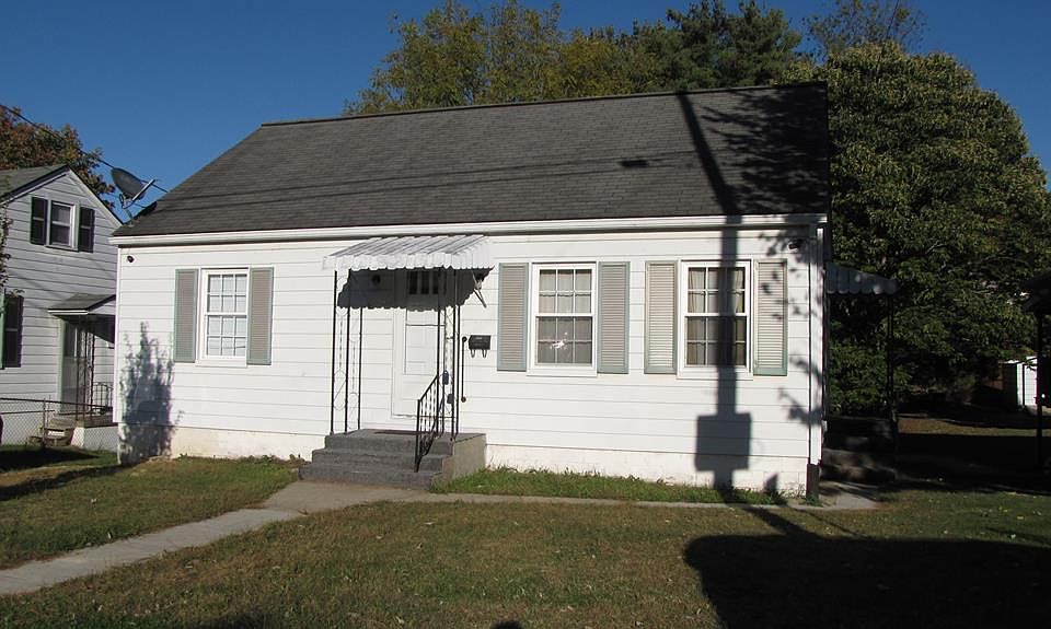1st image of 305 Orchard Ave