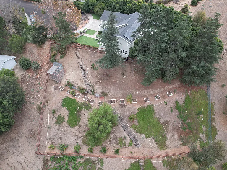29267 Country Hills Rd — Photo 35
