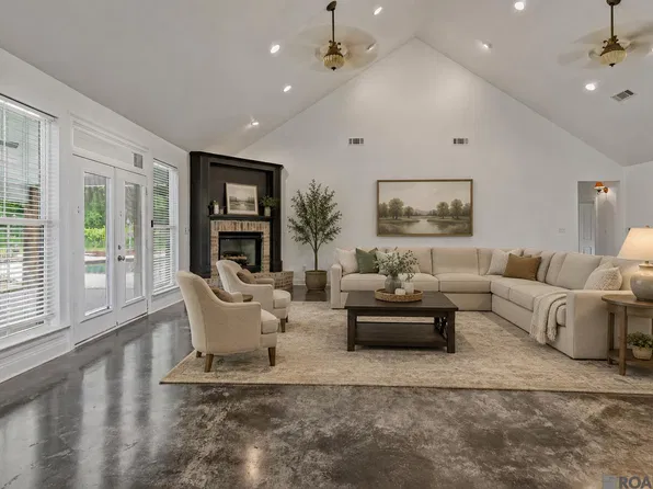 14105 Bert Allen Rd, Gonzales, LA 70737