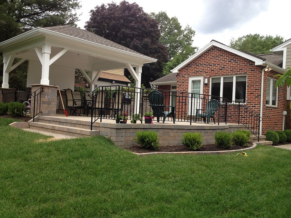 Outdoor Porch