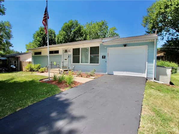 414 Park Dr, Bonner Springs, KS 66012