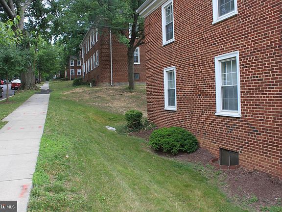 4th image of 2703 31st St SE #A-277
