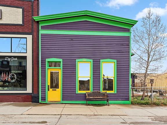 2nd image of 532 Front St