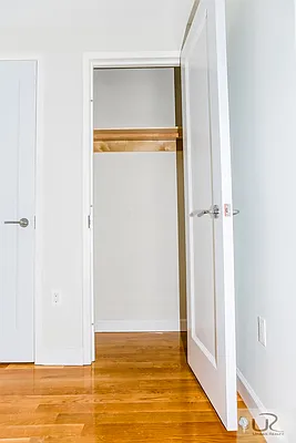 Rented by Urban Realty NYC | media 35