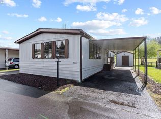2372 Kingfisher Ln, Kelso, WA 98626