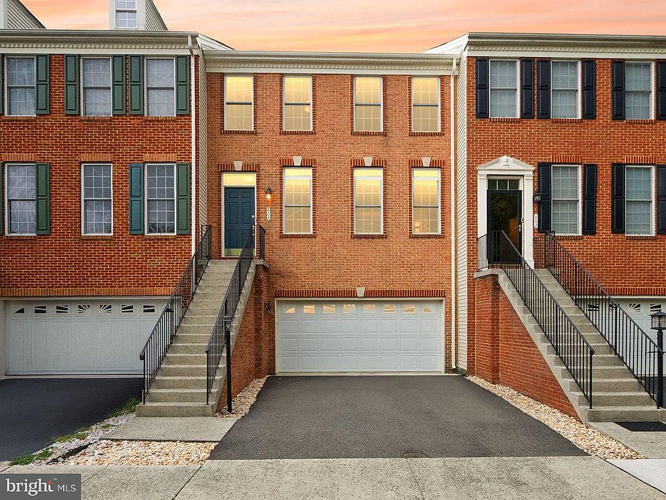 1st image of 804 Maple Flats Ter