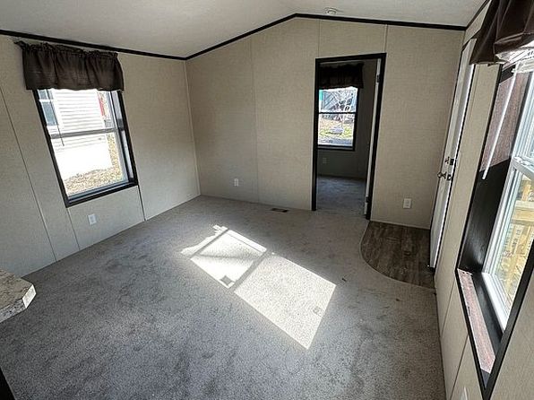 8229 Boston State Rd #33