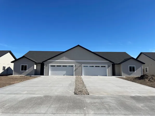 712 N Main St, Sauk Centre, MN 56378