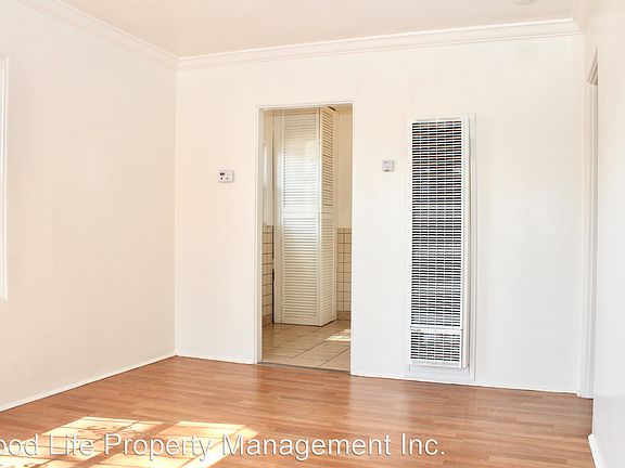 4th image of 4453 48th St