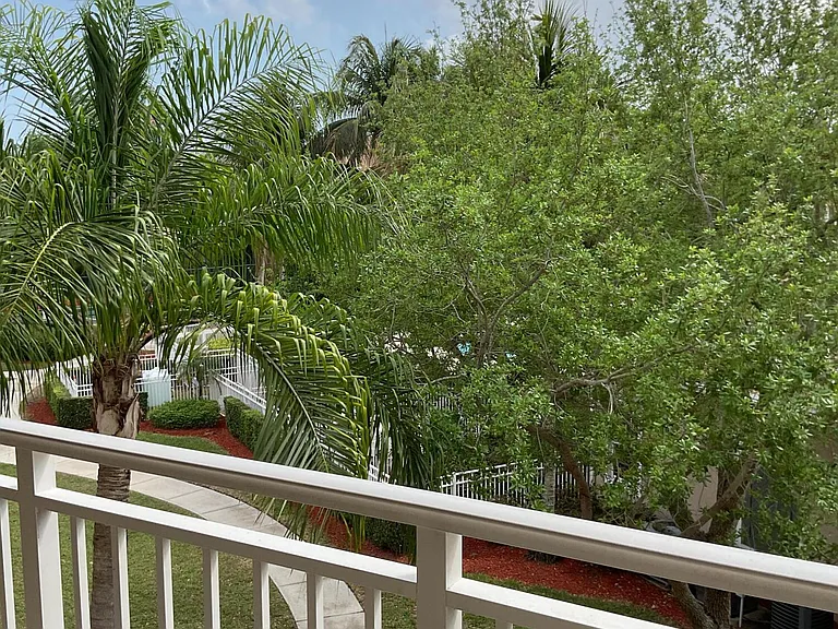 6418 Emerald Dunes W Garage #305 — Photo 11