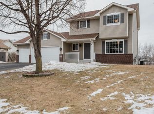 25687 Friesland Ct, Wyoming, MN 55092