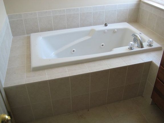 3rd image of 58965 Westmoore Cir