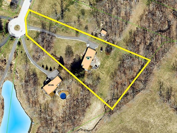 2nd image of 10178 Timbercreek Dr