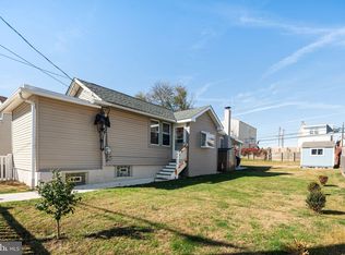 9216 Melrose St, Philadelphia, PA 19114