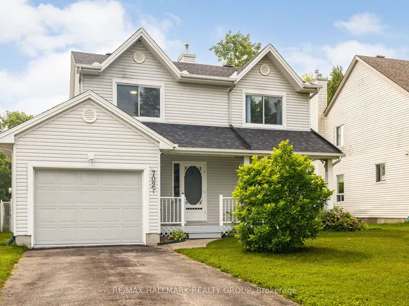 702 Maley St, North Grenville, ON K0G 1J0