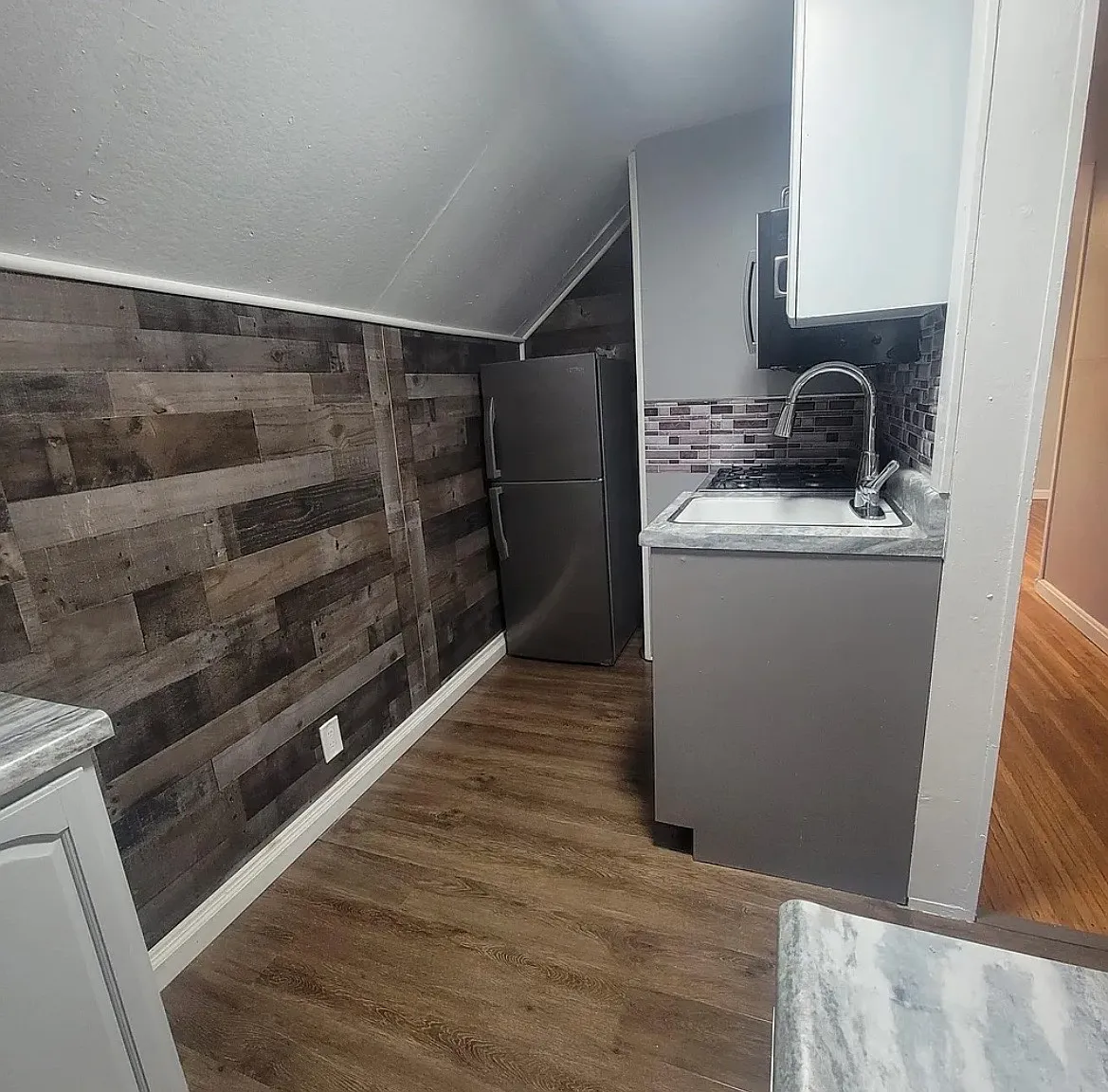 1 bed, $1,099 — Photo 4