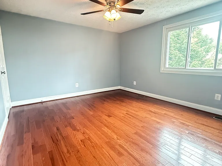 3601 Woodhaven Ct — Photo 10