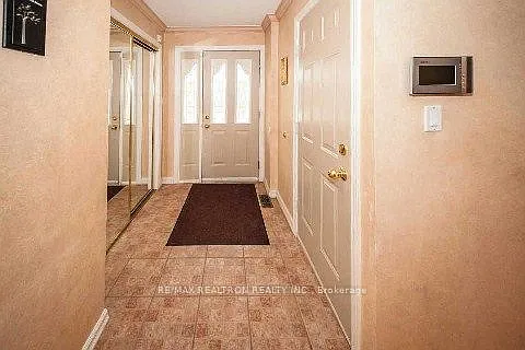 59 Verne Cres — Photo 11