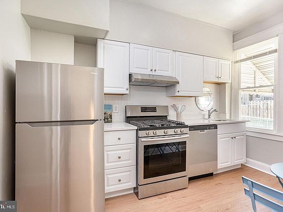 4th image of 408 Gwynn Ave