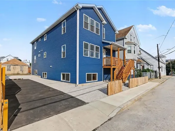 139 Benedict St, Providence, RI 02909