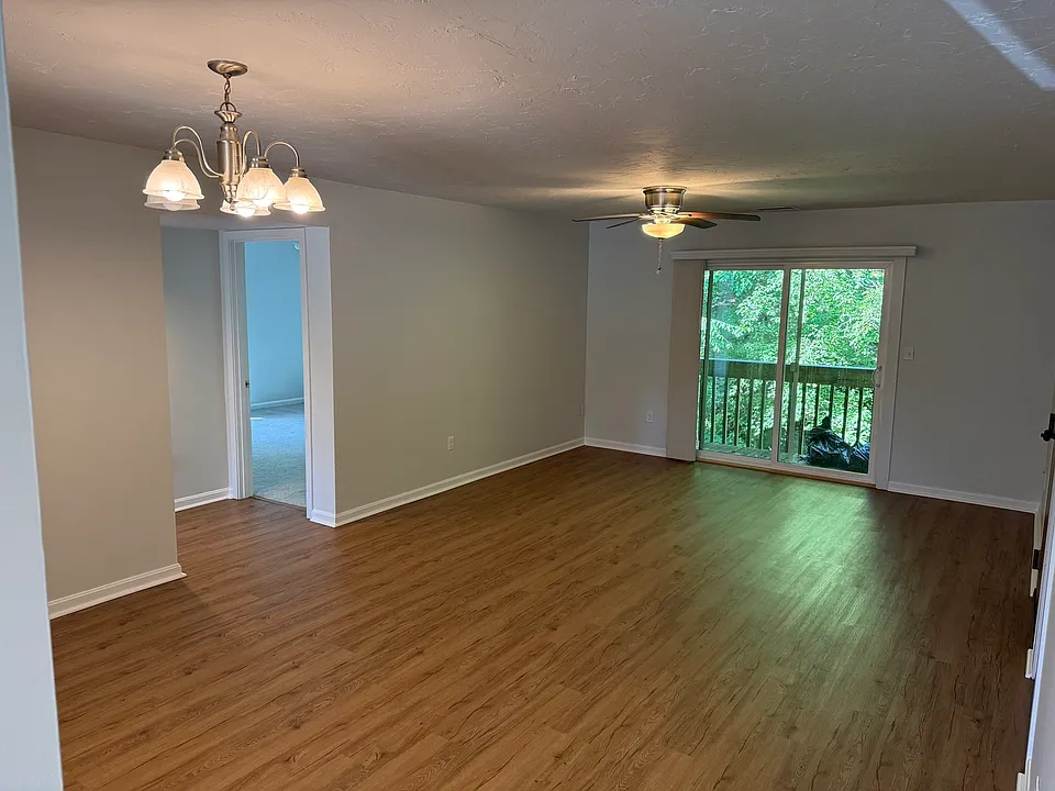 330 Sunderland Rd #39