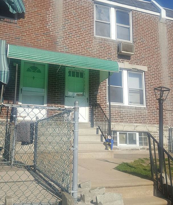 1st image of 4521 Oakmont St