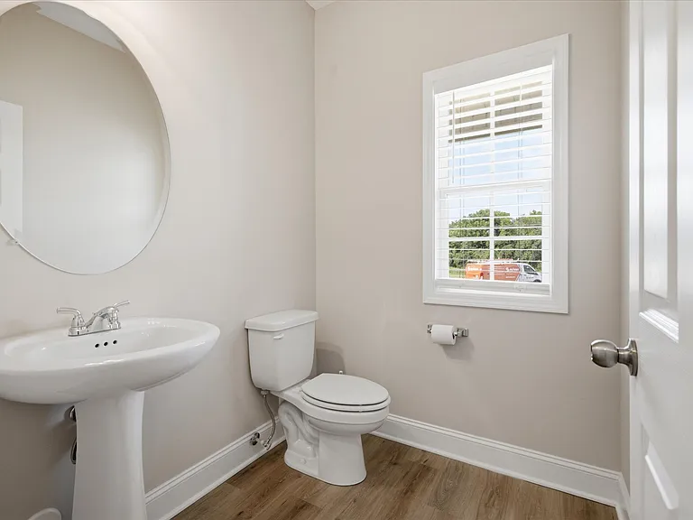 4864 Stoneyhurst Ln — Photo 6