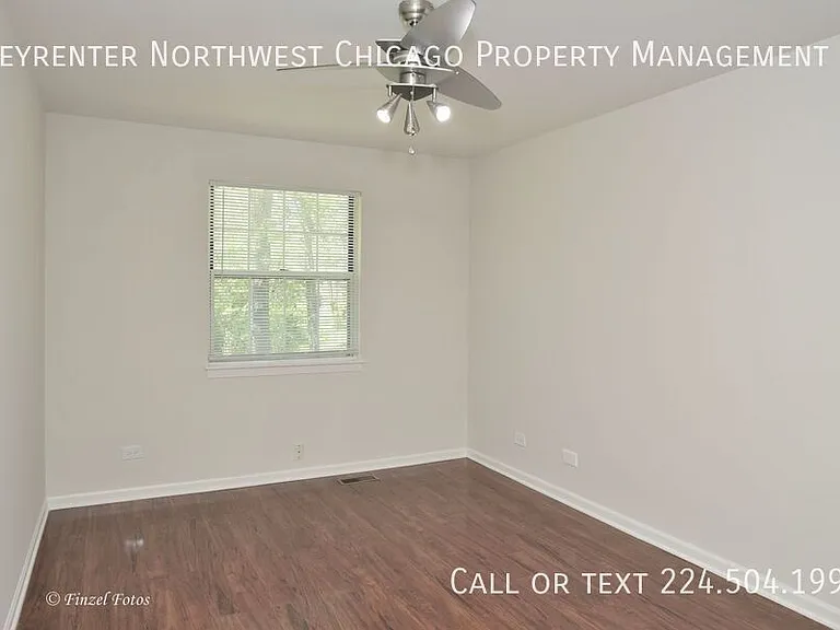 1212 Stratford Ln — Photo 11